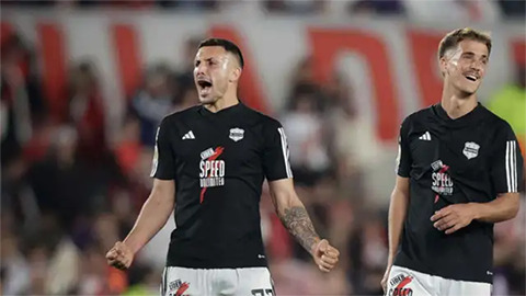 Chân dung đội bóng 'quái dị' đang dẫn đầu giải vô địch Argentina  Chân dung đội bóng 'quái dị' đang dẫn đầu giải vô địch Argentina